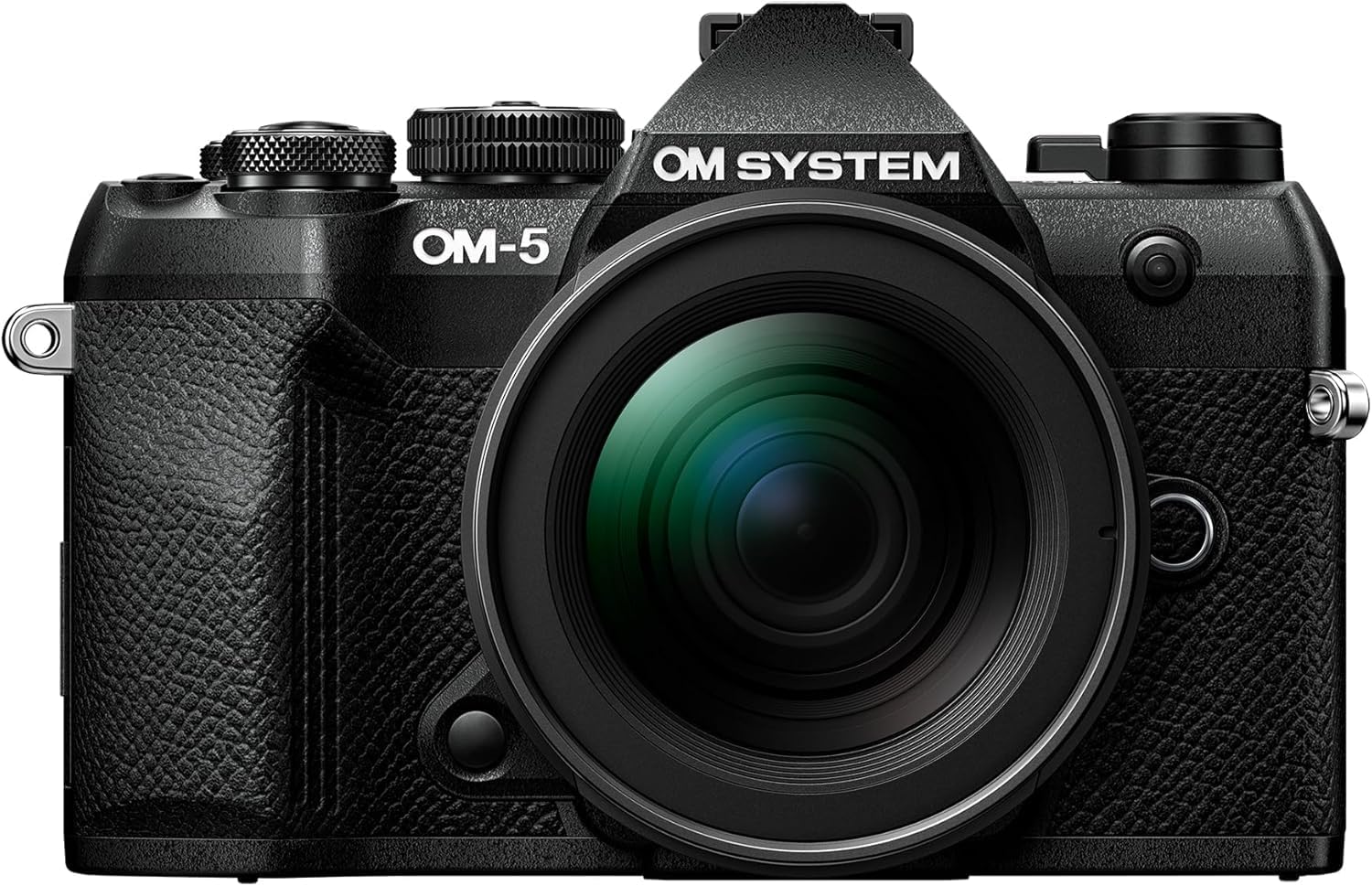 OM SYSTEM OM-5 Mark II noir équipé du zoom M.Zuiko Digital ED 12-45 mm F4 PRO, vu de face sur fond blanc.